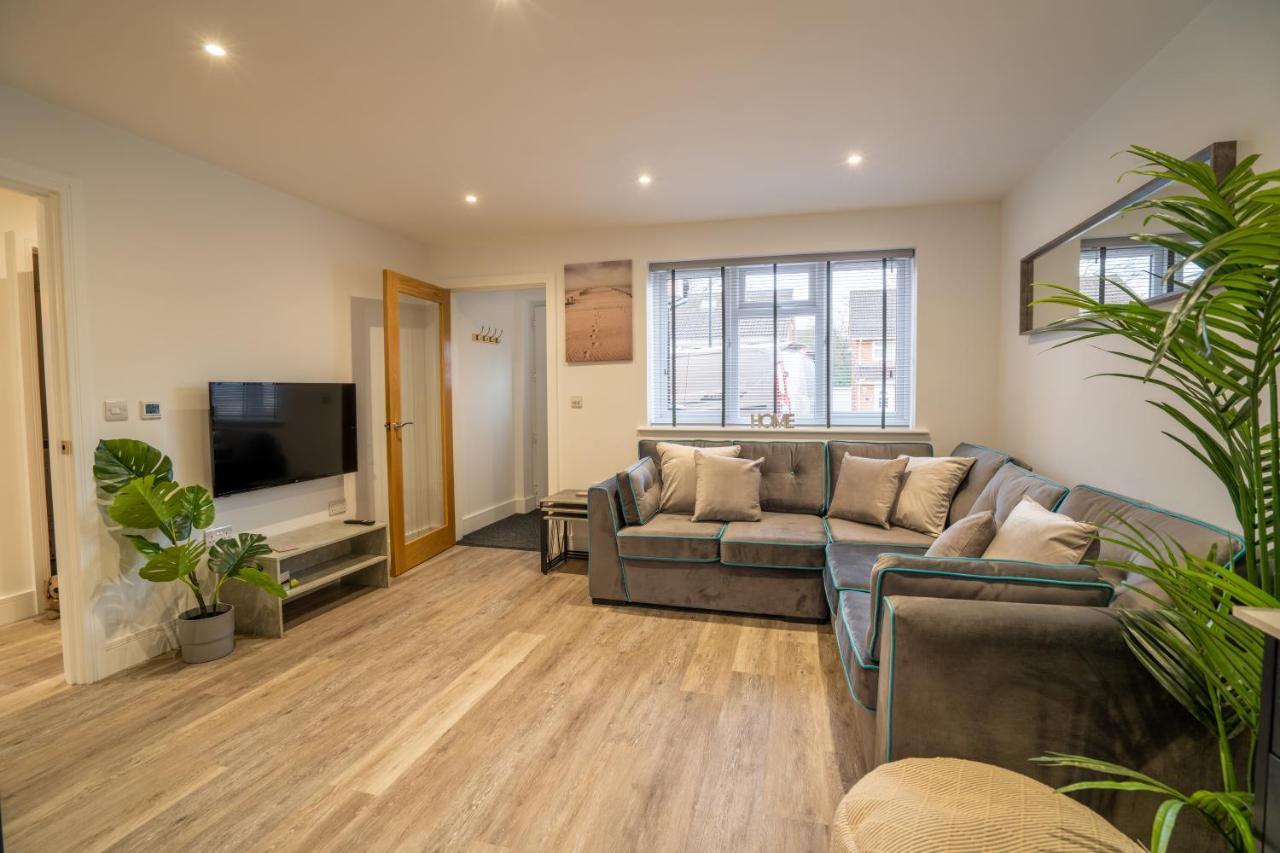 Mill Road Ground Floor Crawley (West Sussex)